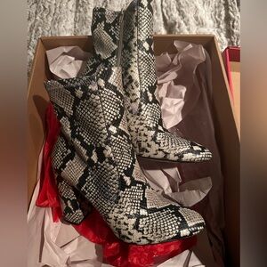 Snakeskin Patterned Ankle Boots
